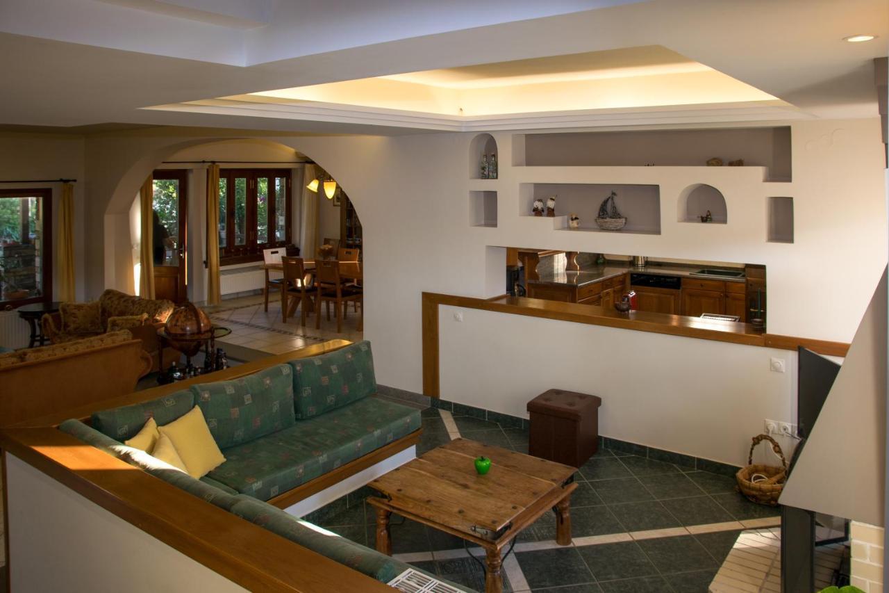 Mountain Breeze Sanctuary Villa Volos Bagian luar foto