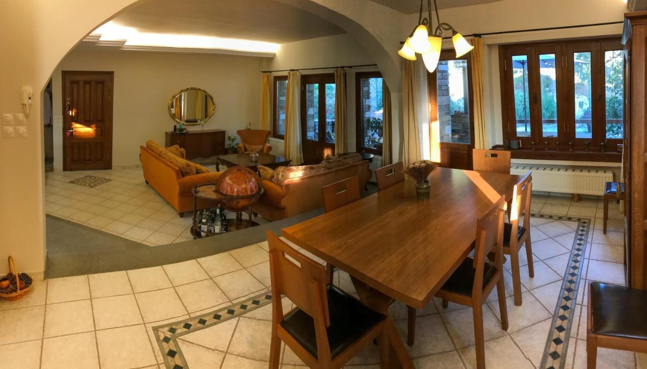 Mountain Breeze Sanctuary Villa Volos Bagian luar foto
